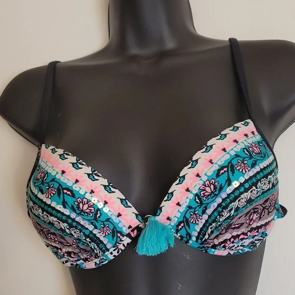 Dressfo Two pieces Swimsuit - Picture 2 of 14